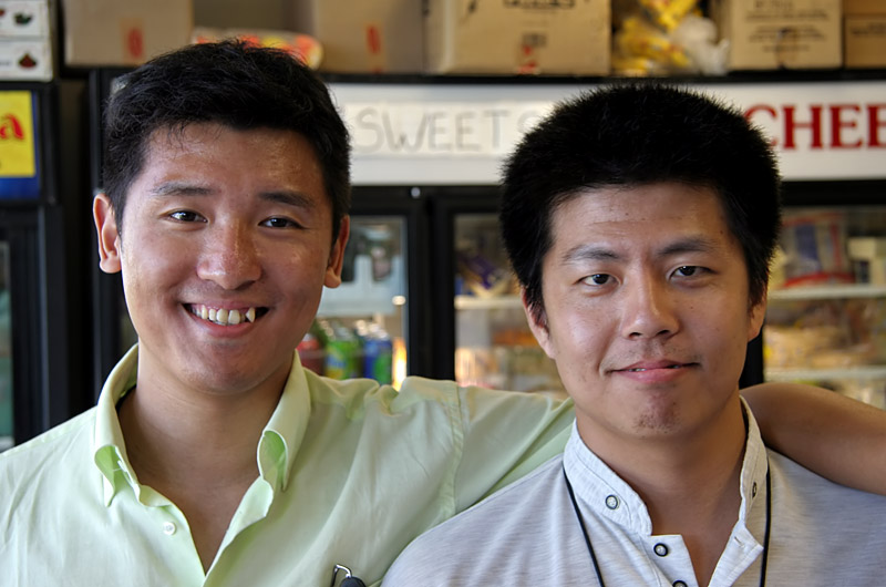 Zhou Yiyang and Luo Jia from Xiamen, China becoming pilots in Tucson, Arizona