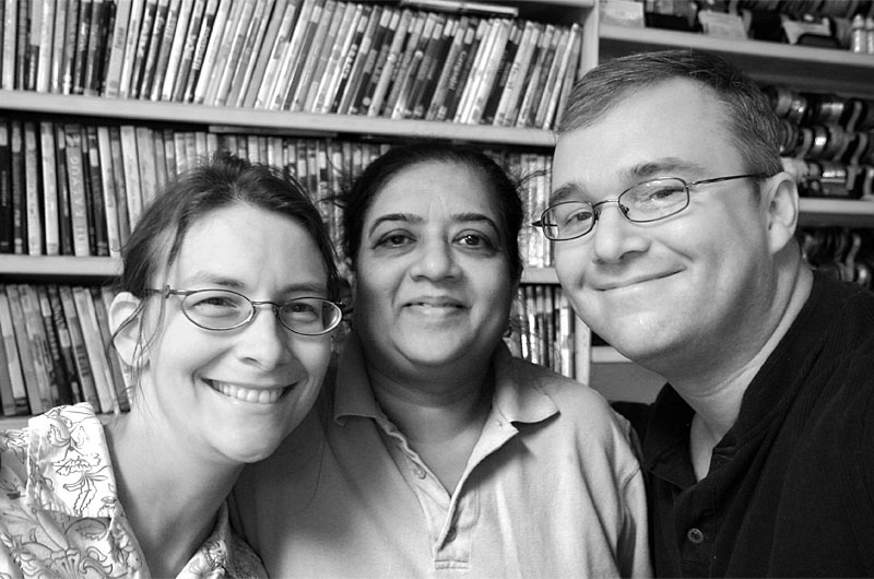 Caroline Wise, Sonal Patel, and John Wise in Pheonix, Arizona July 18, 2008