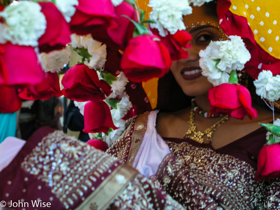 Alka on her way to marry Hitesh in Phoenix, Arizona