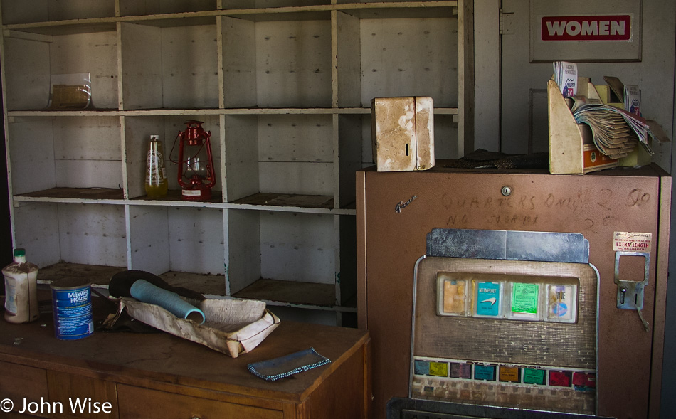 Roadside in Texas 2005