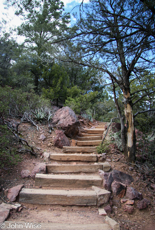 The trail to and from Tonto Natural Bridge near Payson, Arizona