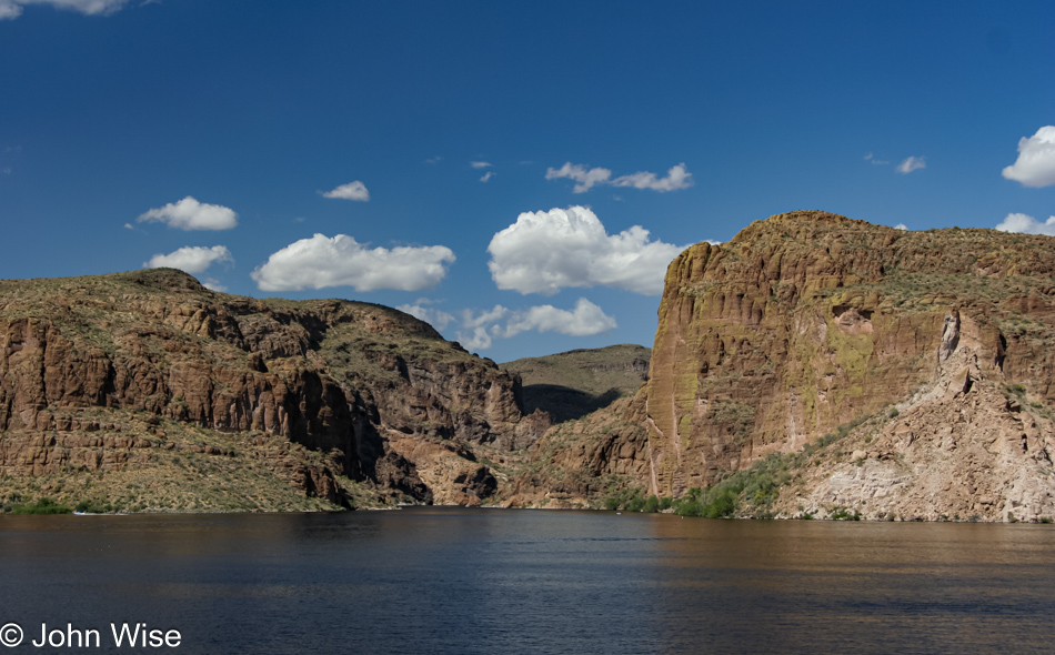 Canyon Lake on the Apache Trail in Arizona