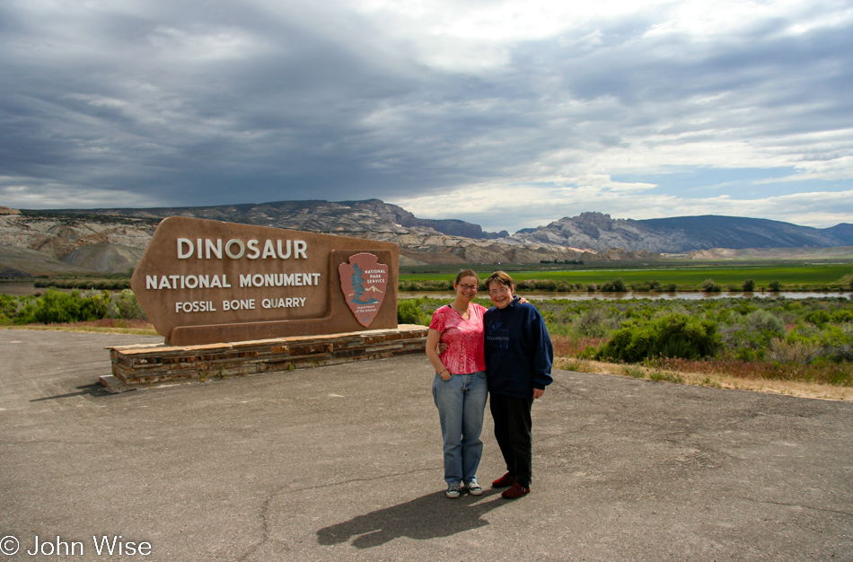 Caroline Wise and Jutta Engelhardt at Dinosaur National Monument in Jensen, Utah