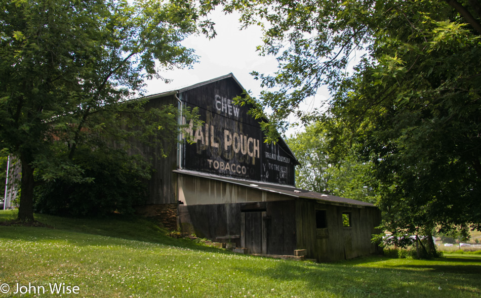 Mail Pouch Tobacco Barn in West Virgina