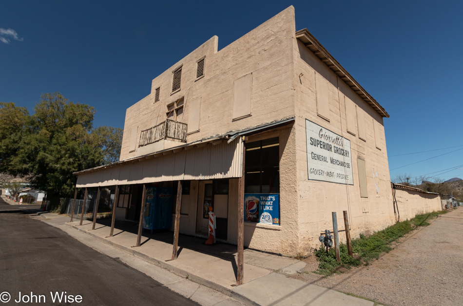 Giorsettis Superior Grocery in Winkelman, Arizona 