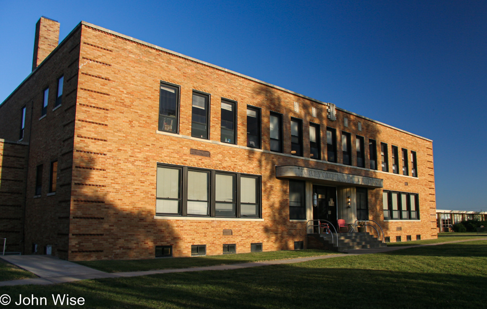 Harveyville, Kansas - Yarn School