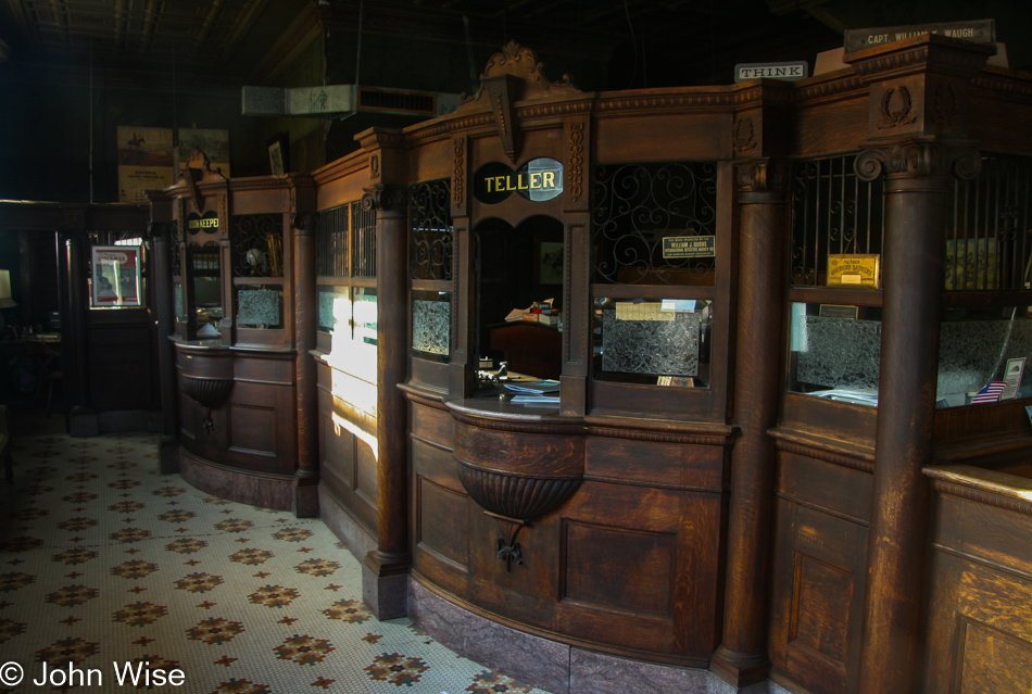 Closed bank in Eskridge, Kansas