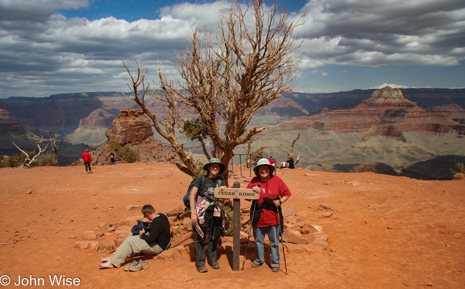 Caroline Wise and Jutta Engelhardt in the Grand Canyon National Park, Arizona