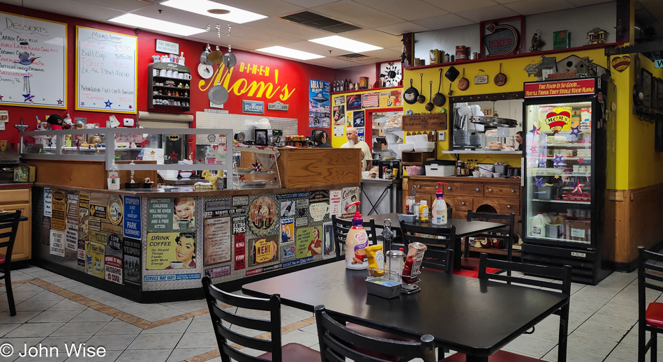 Mom's Diner in Pahrump, Nevada