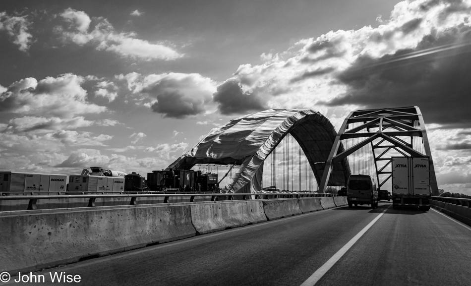 Interstate 69 over the Tennessee River in Gilbertsville, Kentucky